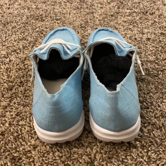 Shoes size 7.5-8 - Picture 4 of 6